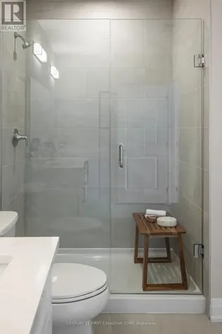 4286 King Street Kitchener ON N2P 2E9