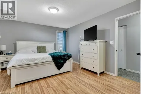 49 Small Court Cambridge ON N1R 8M3