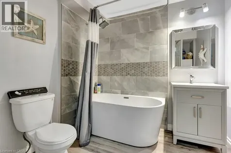 49 Small Court Cambridge ON N1R 8M3