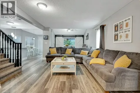 49 Small Court Cambridge ON N1R 8M3