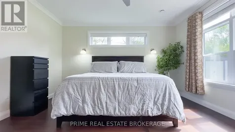 5329 Broadview Avenue Lambton Shores ON N0N 1J7