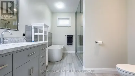 5329 Broadview Avenue Lambton Shores ON N0N 1J7