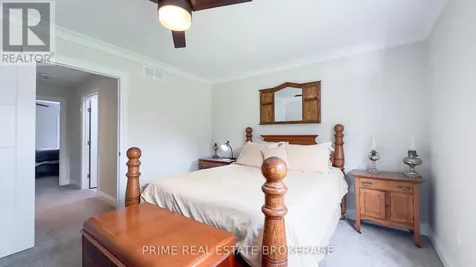 5329 Broadview Avenue Lambton Shores ON N0N 1J7