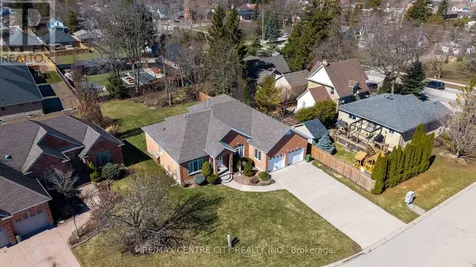 6 Huntington Terrace St. Thomas ON N5R 6H1