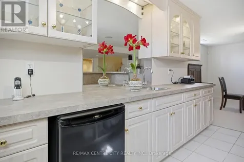 6 Huntington Terrace St. Thomas ON N5R 6H1