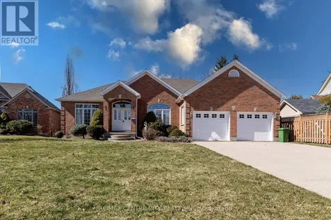 6 Huntington Terrace St. Thomas ON N5R 6H1