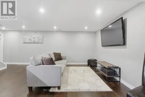 11 Runnymede Crescent London North (north J) ON N6G 1Z7