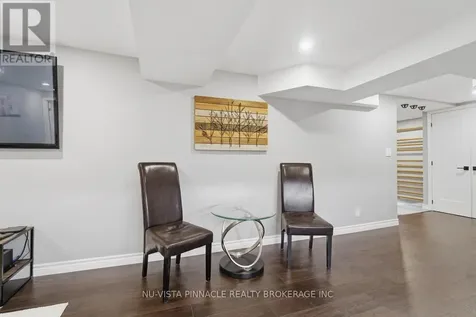 11 Runnymede Crescent London North (north J) ON N6G 1Z7