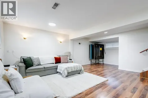 15 Pearl Street Tilbury ON N0P 2L0