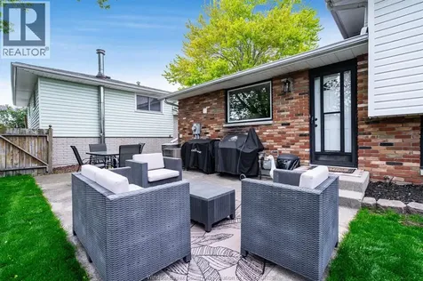 15 Pearl Street Tilbury ON N0P 2L0