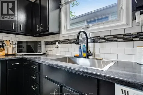 15 Pearl Street Tilbury ON N0P 2L0