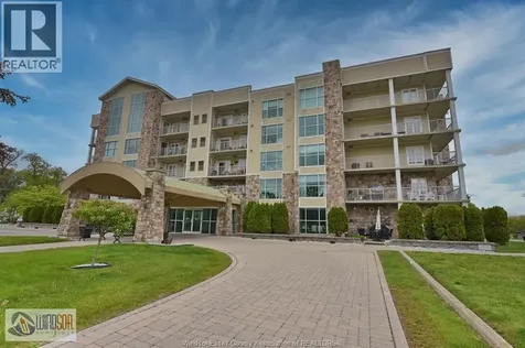 34 Boblo Island Drive Amherstburg ON N9V 0C4