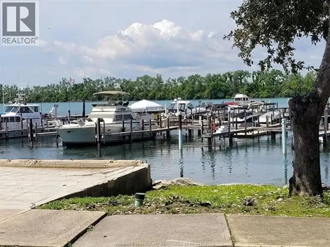 34 Boblo Island Drive Amherstburg ON N9V 0C4