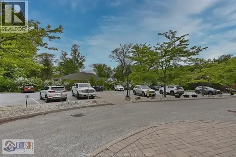 34 Boblo Island Drive Amherstburg ON N9V 0C4