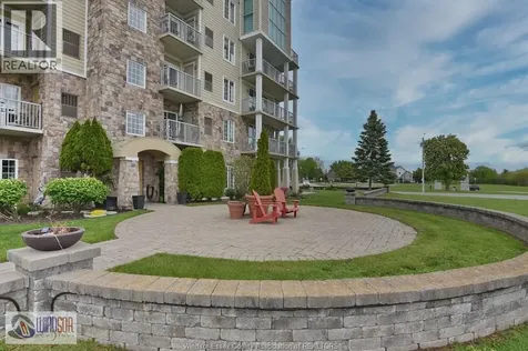 34 Boblo Island Drive Amherstburg ON N9V 0C4