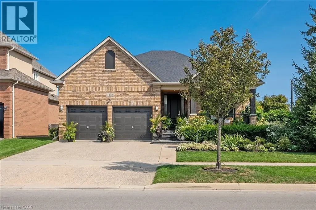 4252 Sarazen Drive Burlington ON L7M 4Z2