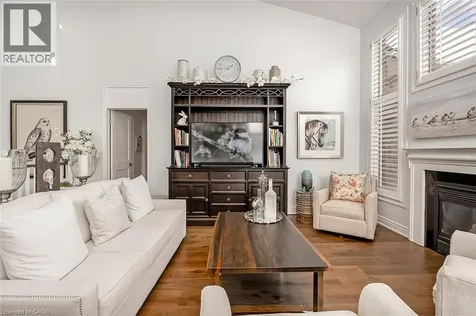 4252 Sarazen Drive Burlington ON L7M 4Z2