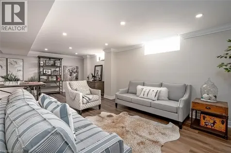 4252 Sarazen Drive Burlington ON L7M 4Z2