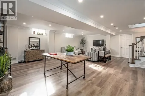 4252 Sarazen Drive Burlington ON L7M 4Z2