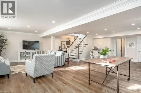 4252 Sarazen Drive Burlington ON L7M 4Z2