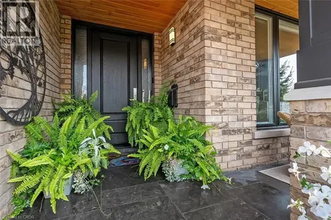 4252 Sarazen Drive Burlington ON L7M 4Z2