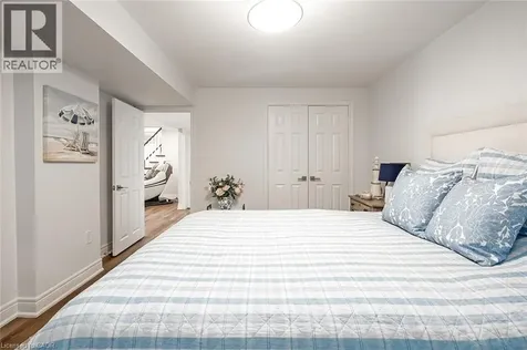 4252 Sarazen Drive Burlington ON L7M 4Z2