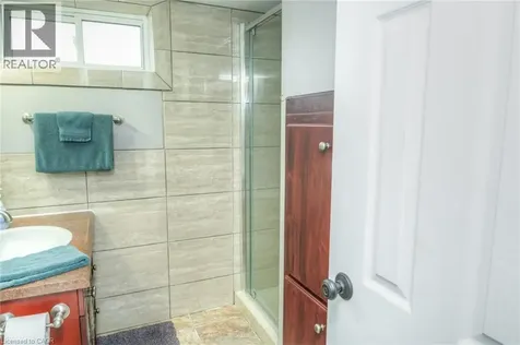 46 Second Avenue Kitchener ON N2C 1N5