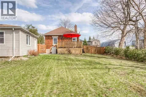 46 Second Avenue Kitchener ON N2C 1N5