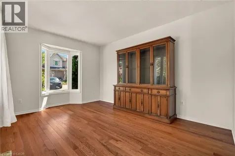 11 Pirie Drive Dundas ON L9H 6Z6
