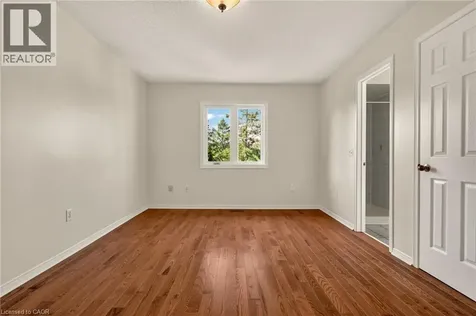 11 Pirie Drive Dundas ON L9H 6Z6