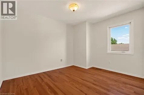 11 Pirie Drive Dundas ON L9H 6Z6