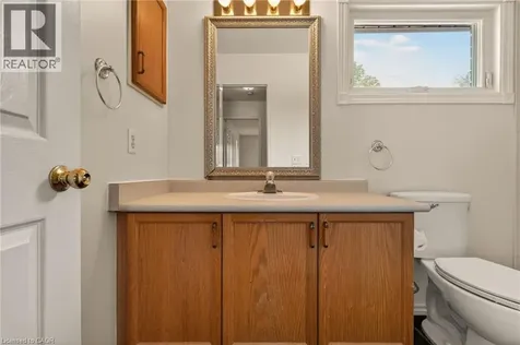 11 Pirie Drive Dundas ON L9H 6Z6