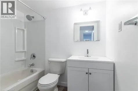 975 Warwick Court Burlington ON L7T 3Z7
