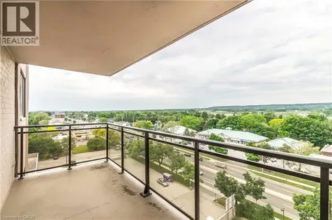 975 Warwick Court Burlington ON L7T 3Z7