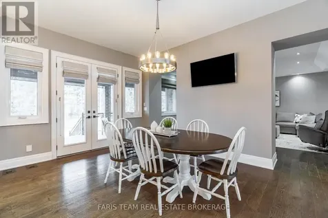 158 Dale Crescent Bradford West Gwillimbury ON L0L 1L0