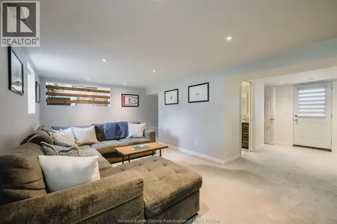 247 Pacific Avenue Amherstburg ON N9V 3E5