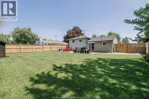 247 Pacific Avenue Amherstburg ON N9V 3E5