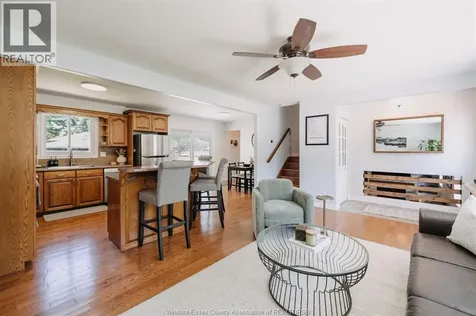 247 Pacific Avenue Amherstburg ON N9V 3E5