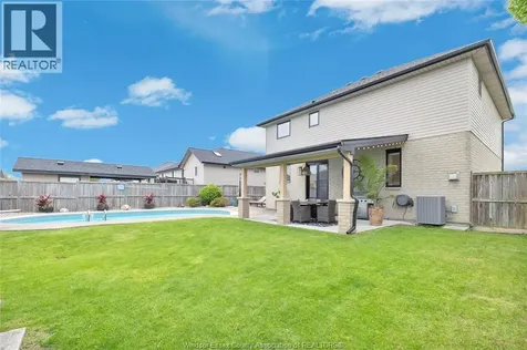 325 Coretti Drive Lakeshore ON N0R 1A0