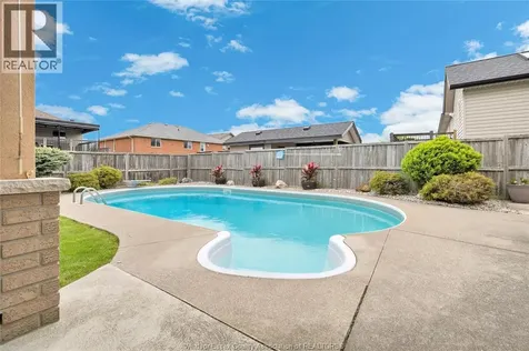 325 Coretti Drive Lakeshore ON N0R 1A0