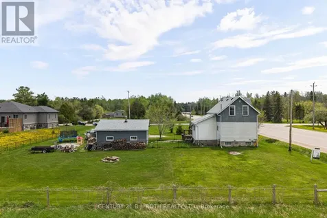 1006 Flos 4 Road East Springwater ON L0L 2K0