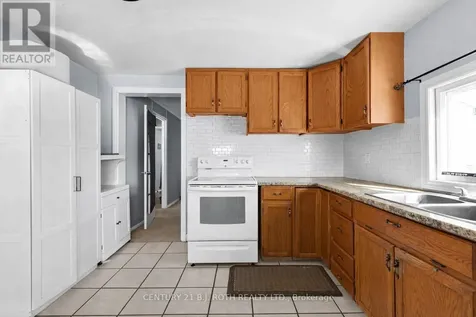 1006 Flos 4 Road East Springwater ON L0L 2K0