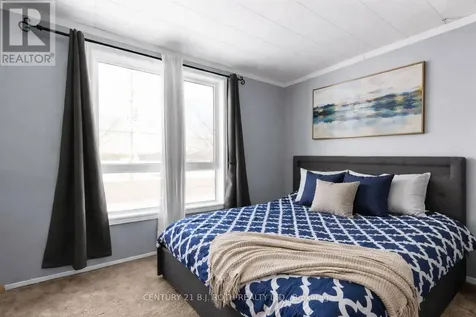 1006 Flos 4 Road East Springwater ON L0L 2K0