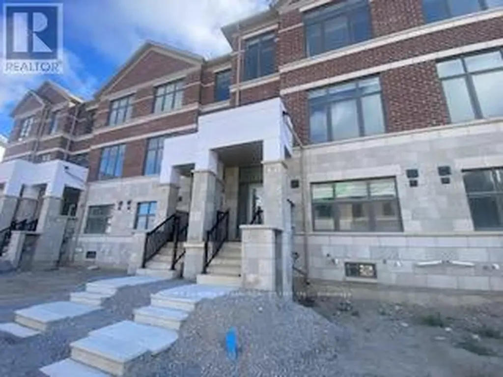 40 Seine Lane Richmond Hill ON L4S 1N7