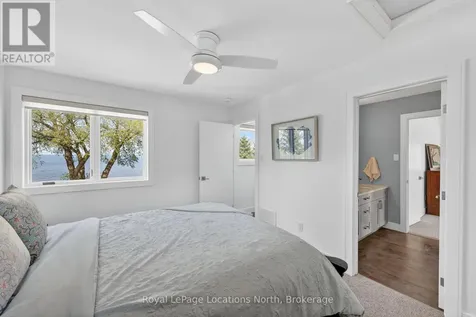 2206 Tiny Beaches Road South Tiny ON L0L 1P1