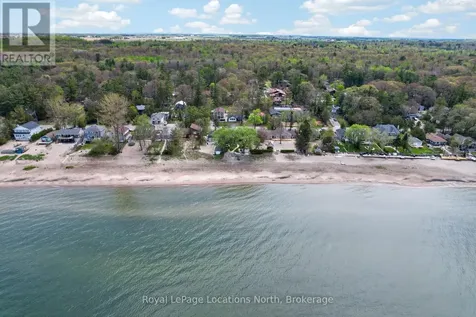 2206 Tiny Beaches Road South Tiny ON L0L 1P1