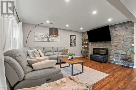 409 Blake Boulevard Ottawa ON K1L 6L1