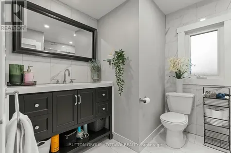 409 Blake Boulevard Ottawa ON K1L 6L1