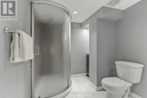 409 Blake Boulevard Ottawa ON K1L 6L1