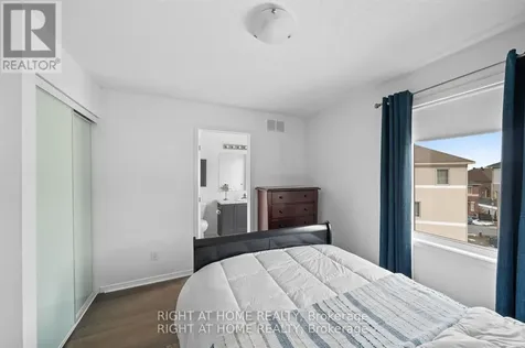 161 Camden Private Ottawa ON K2J 6J1